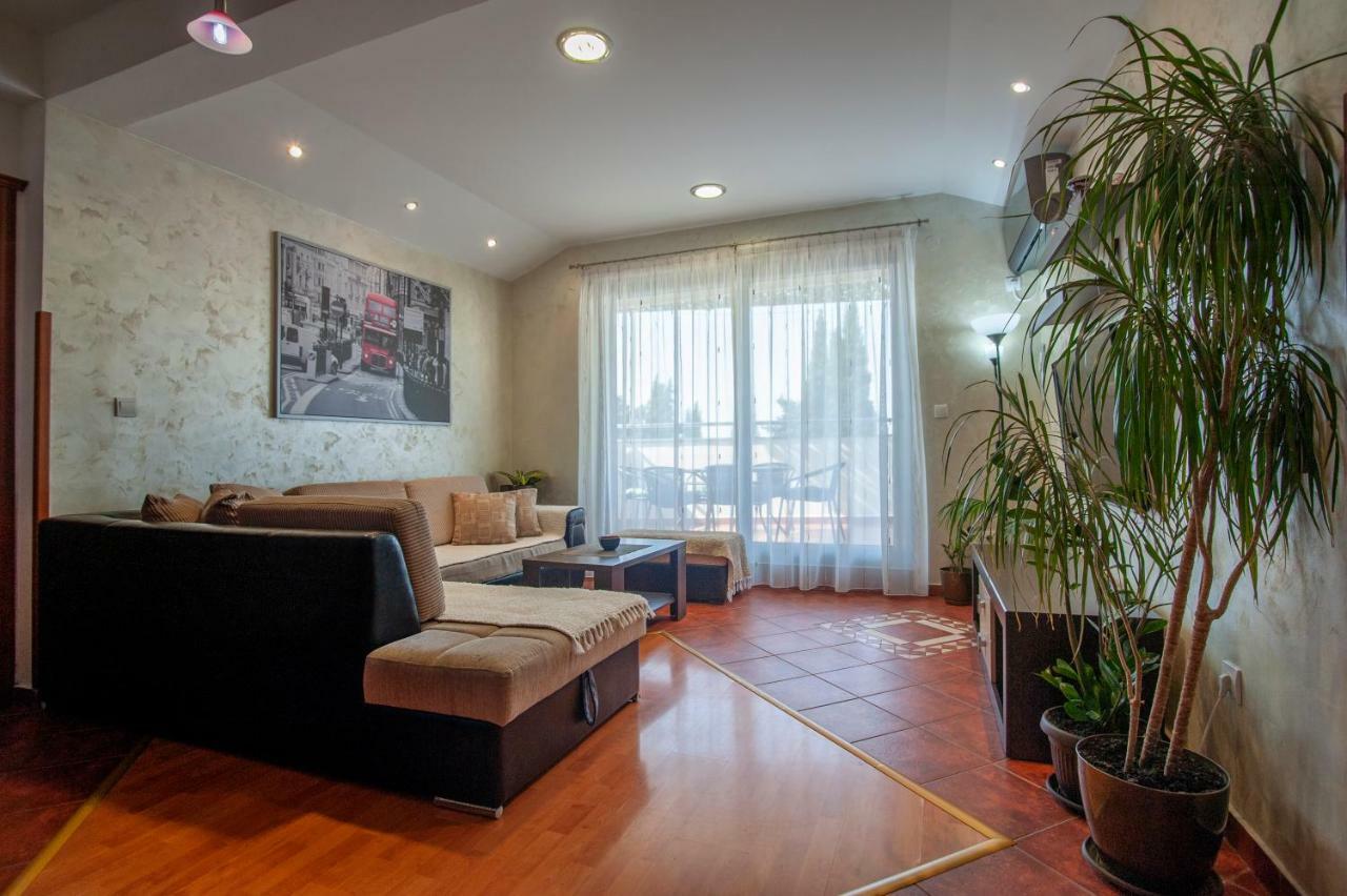 Dobrljanin Lux Apartment 布德瓦 外观 照片